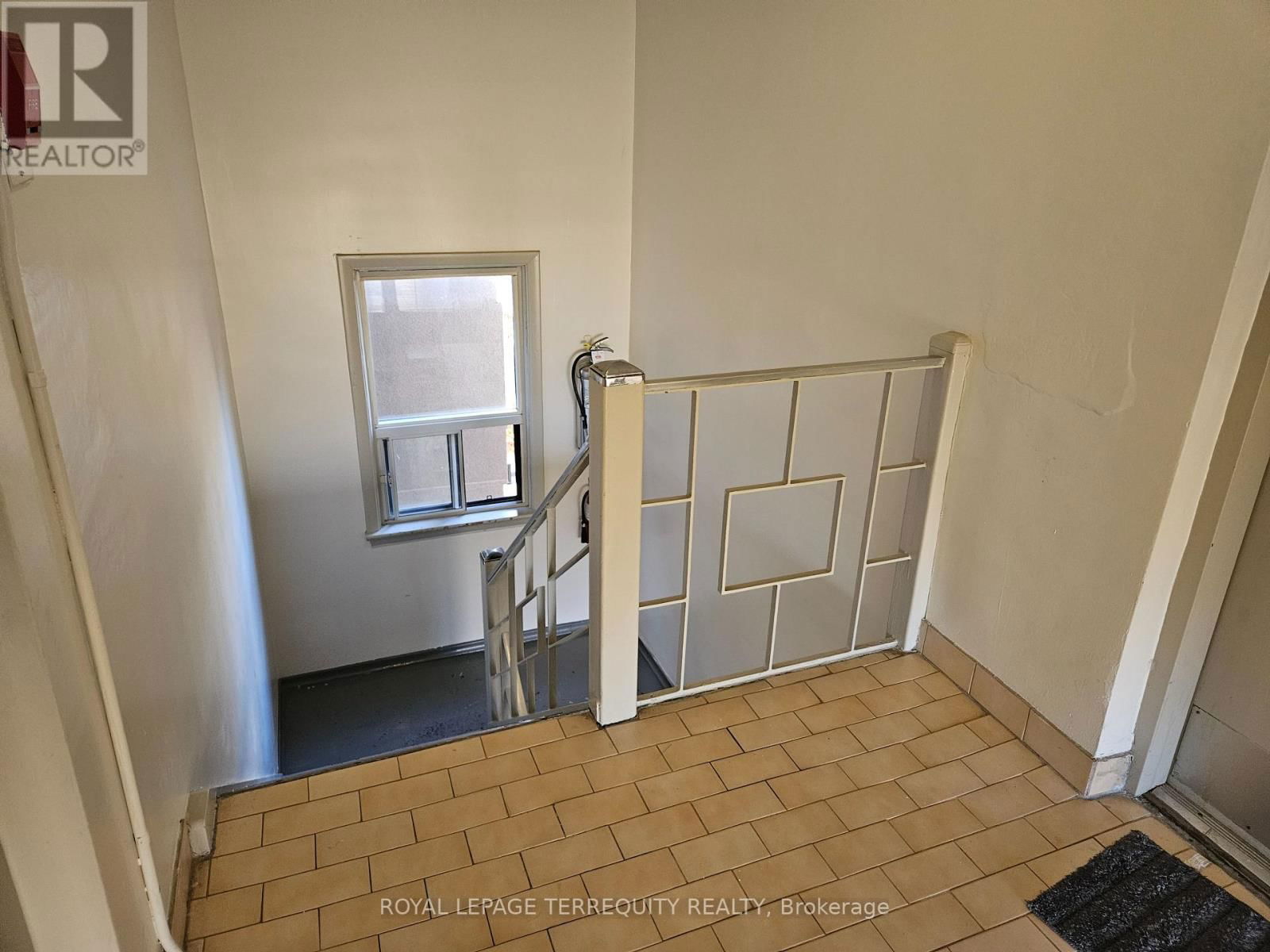 6 - 450 ARLINGTON AVENUE Image 37