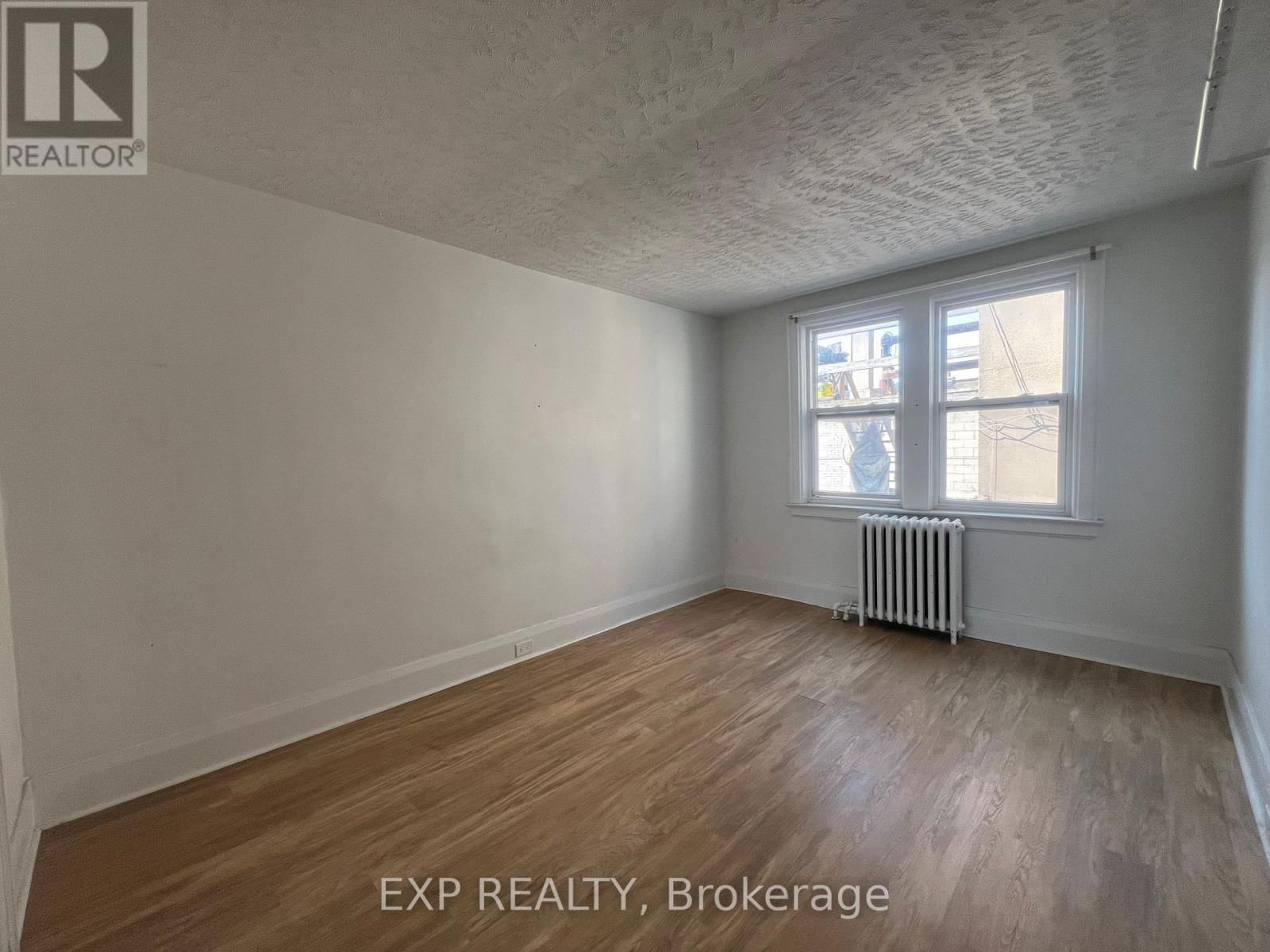 6 - 102 GREENSIDES AVENUE Image 13