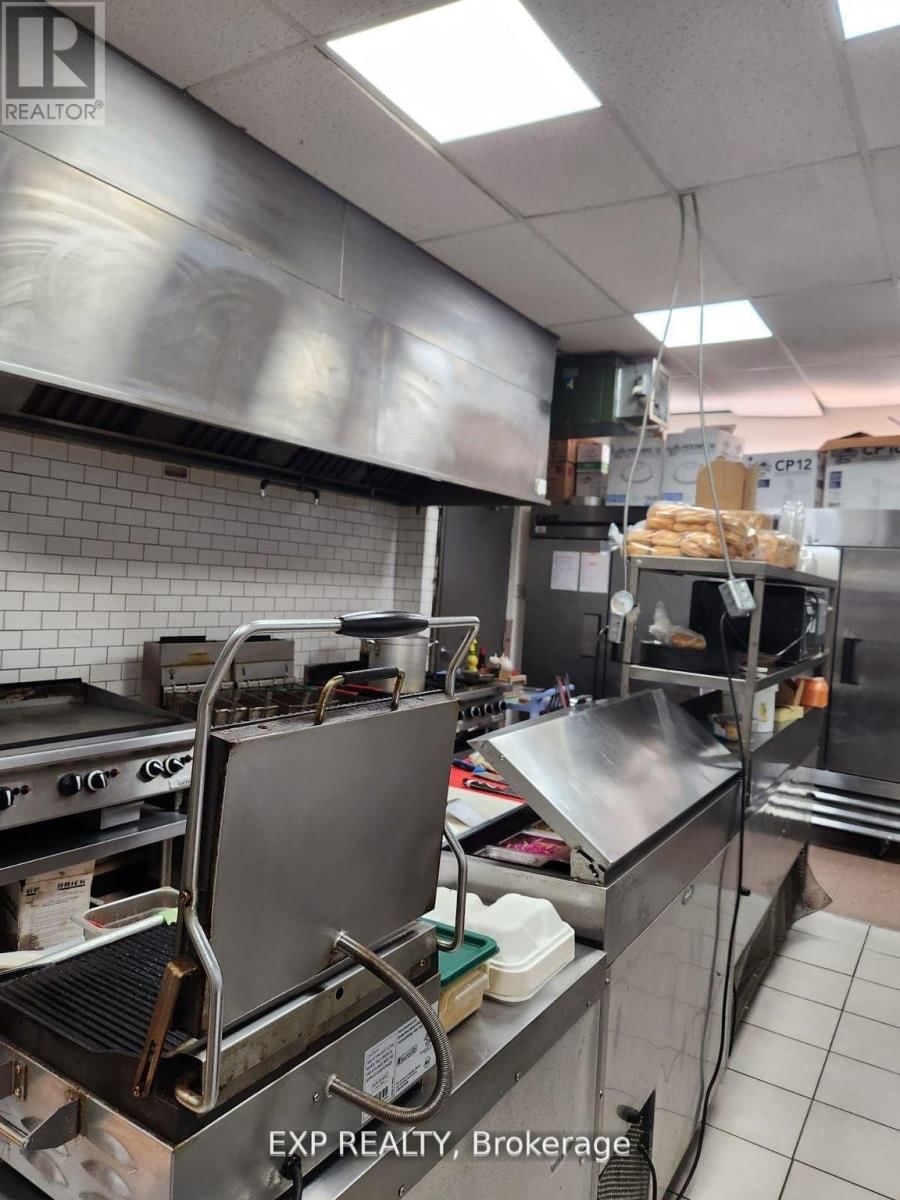 268 DUNDAS STREET EAST Image 6