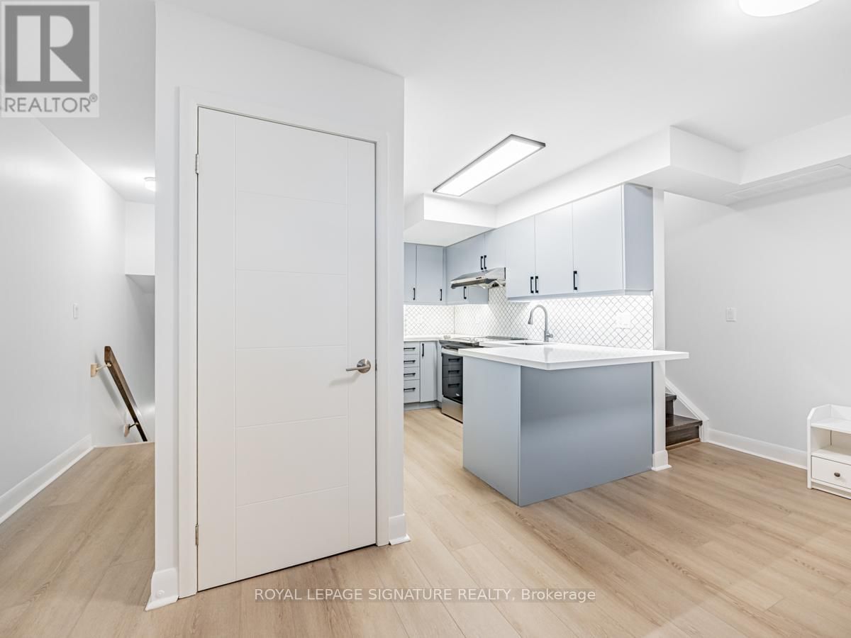 401 - 415 JARVIS STREET Image 19