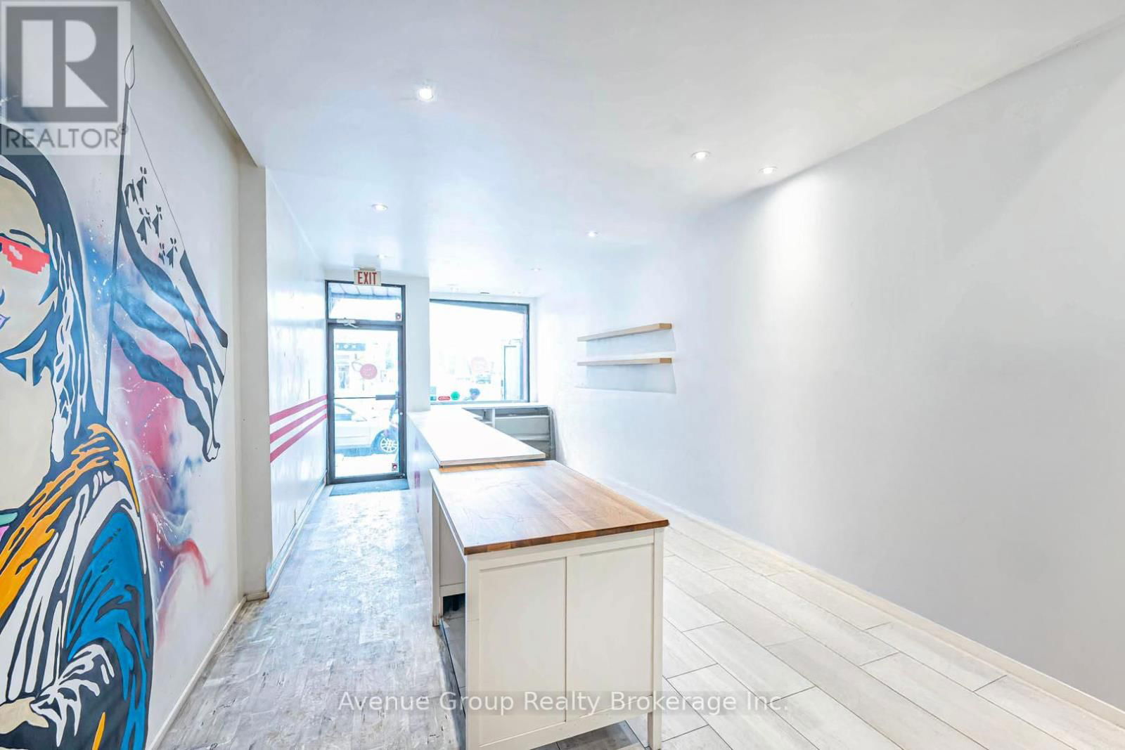 833 QUEEN STREET WEST Image 6
