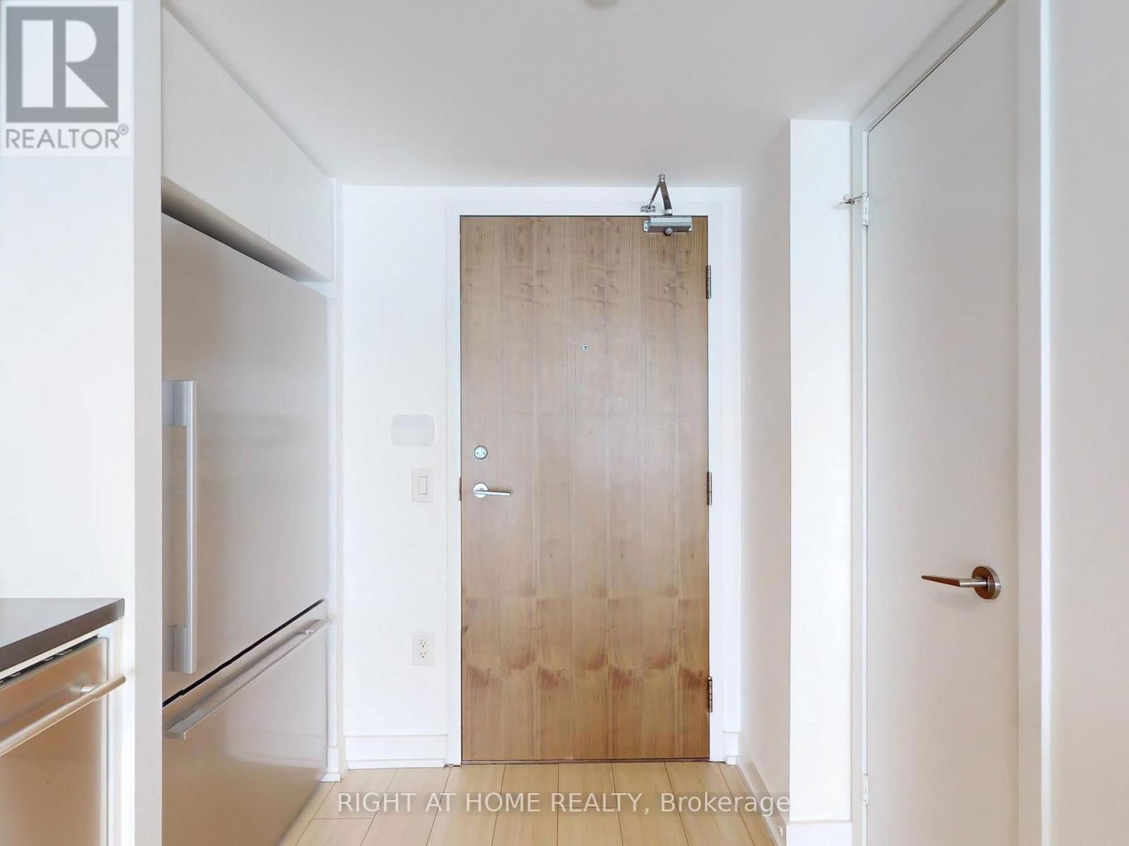 1610 - 85 QUEENS WHARF ROAD Image 10