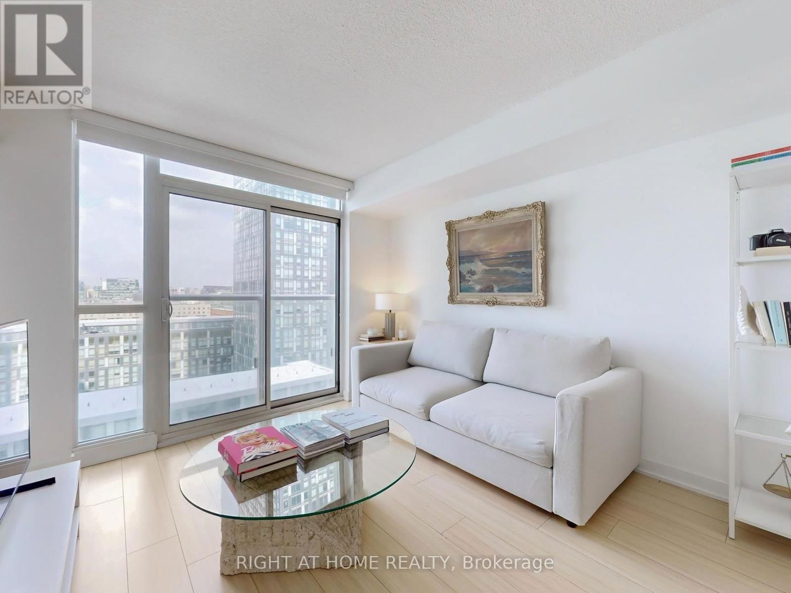 1610 - 85 QUEENS WHARF ROAD Image 17