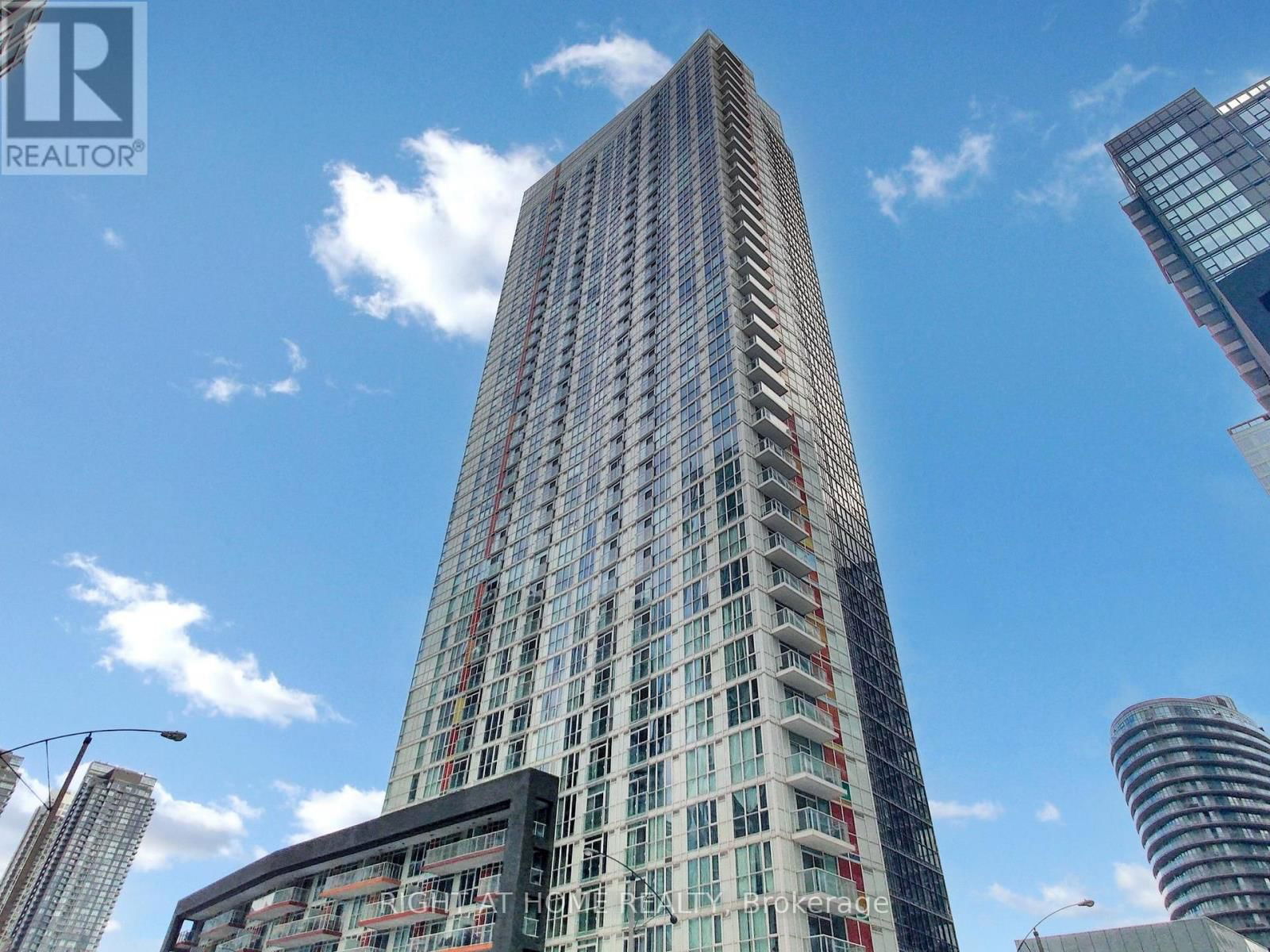 1610 - 85 QUEENS WHARF ROAD Image 31