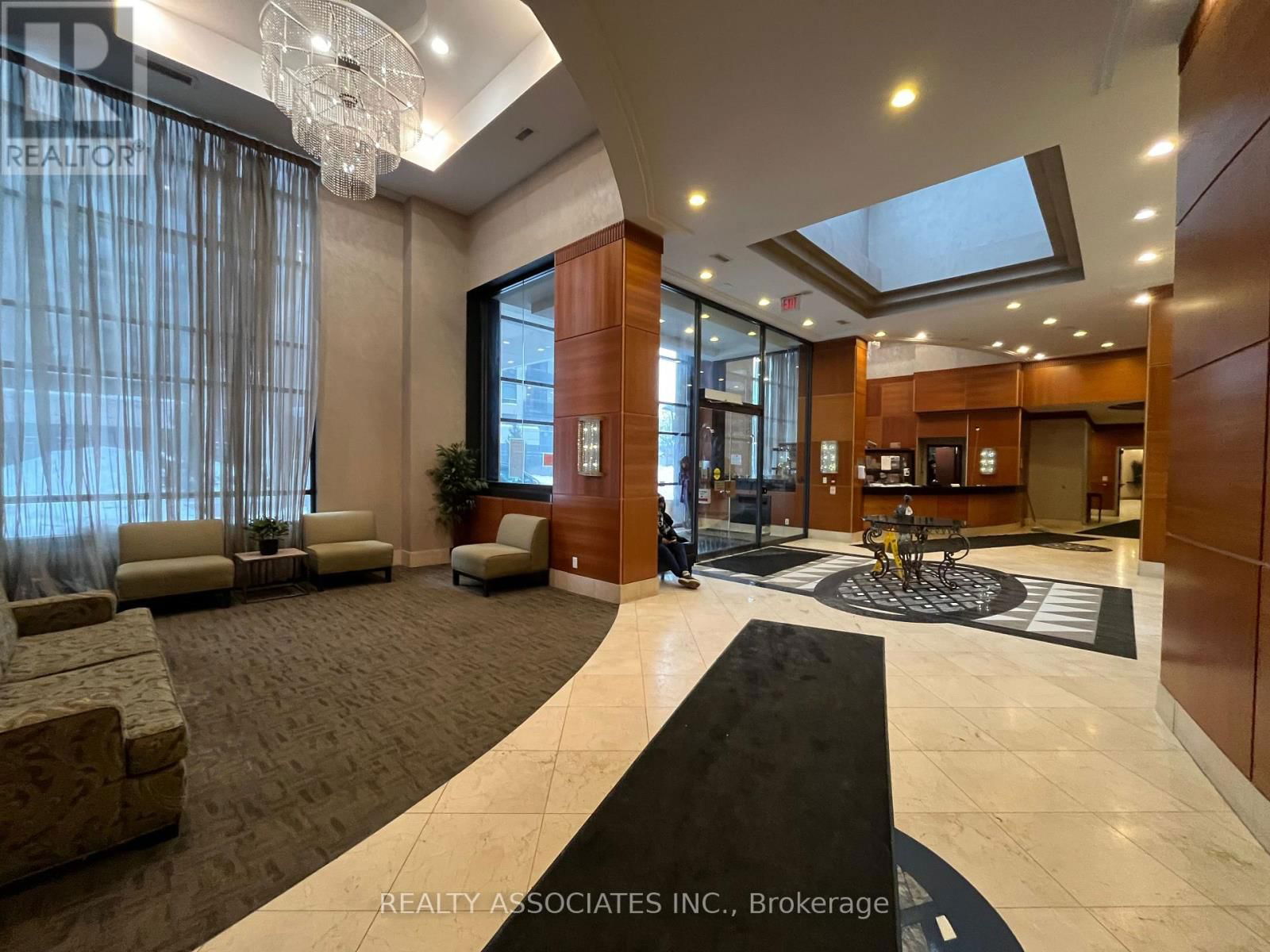 2712 - 153 BEECROFT ROAD Image 3