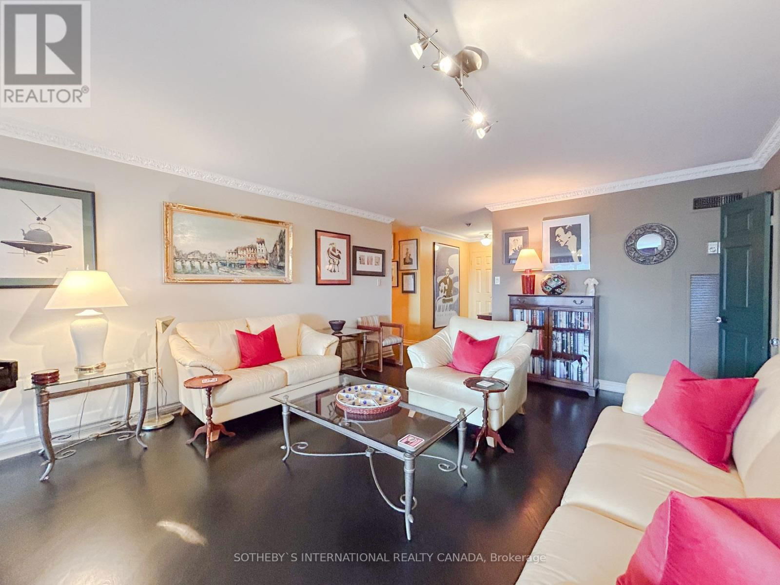 906 - 130 CARLTON STREET Image 12