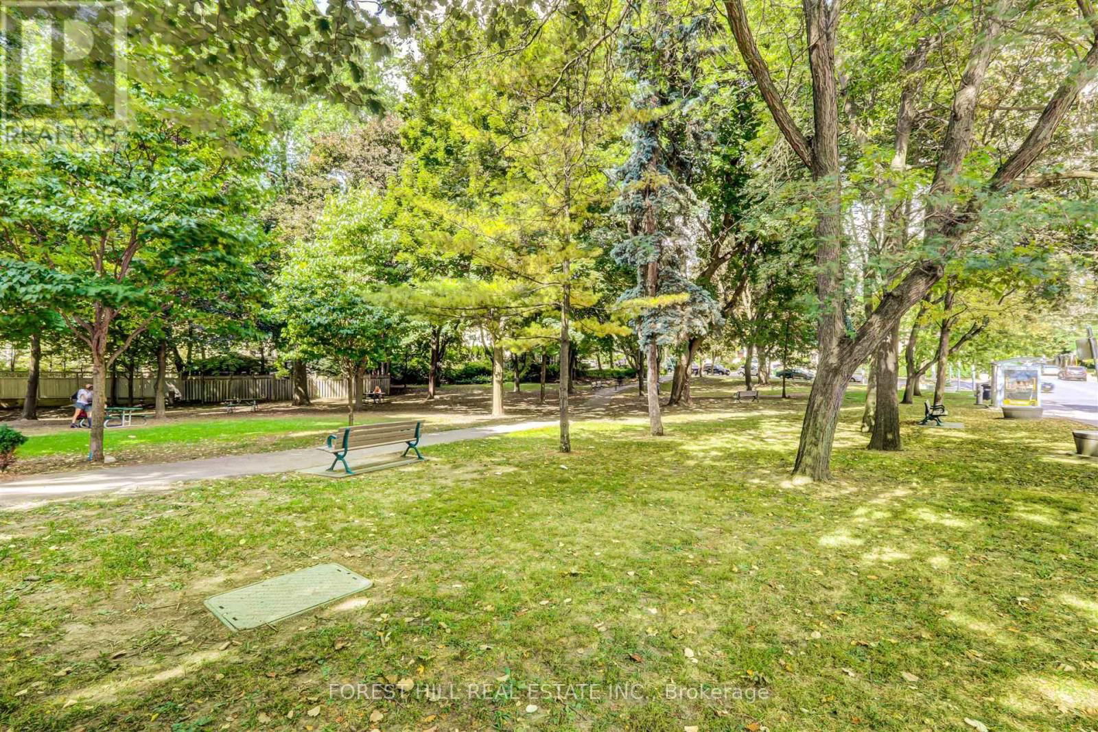 465 SPADINA ROAD Image 30
