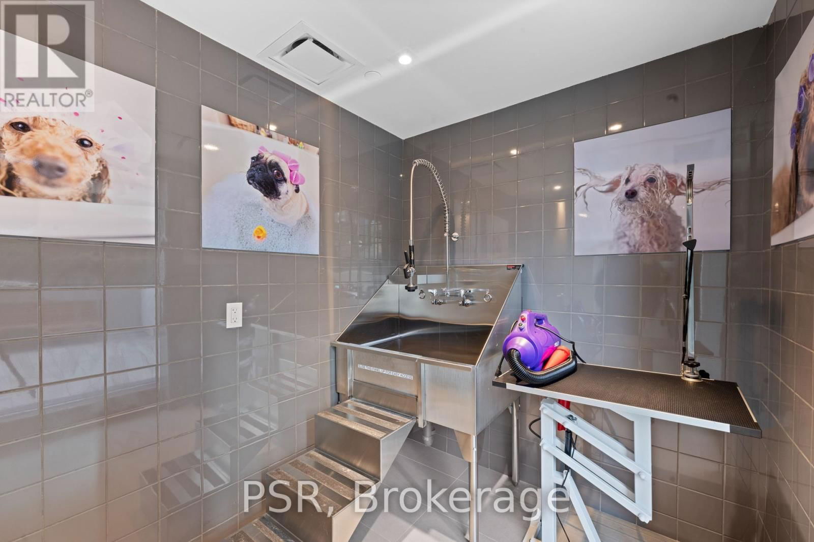 3414 - 101 ROEHAMPTON AVENUE Image 28