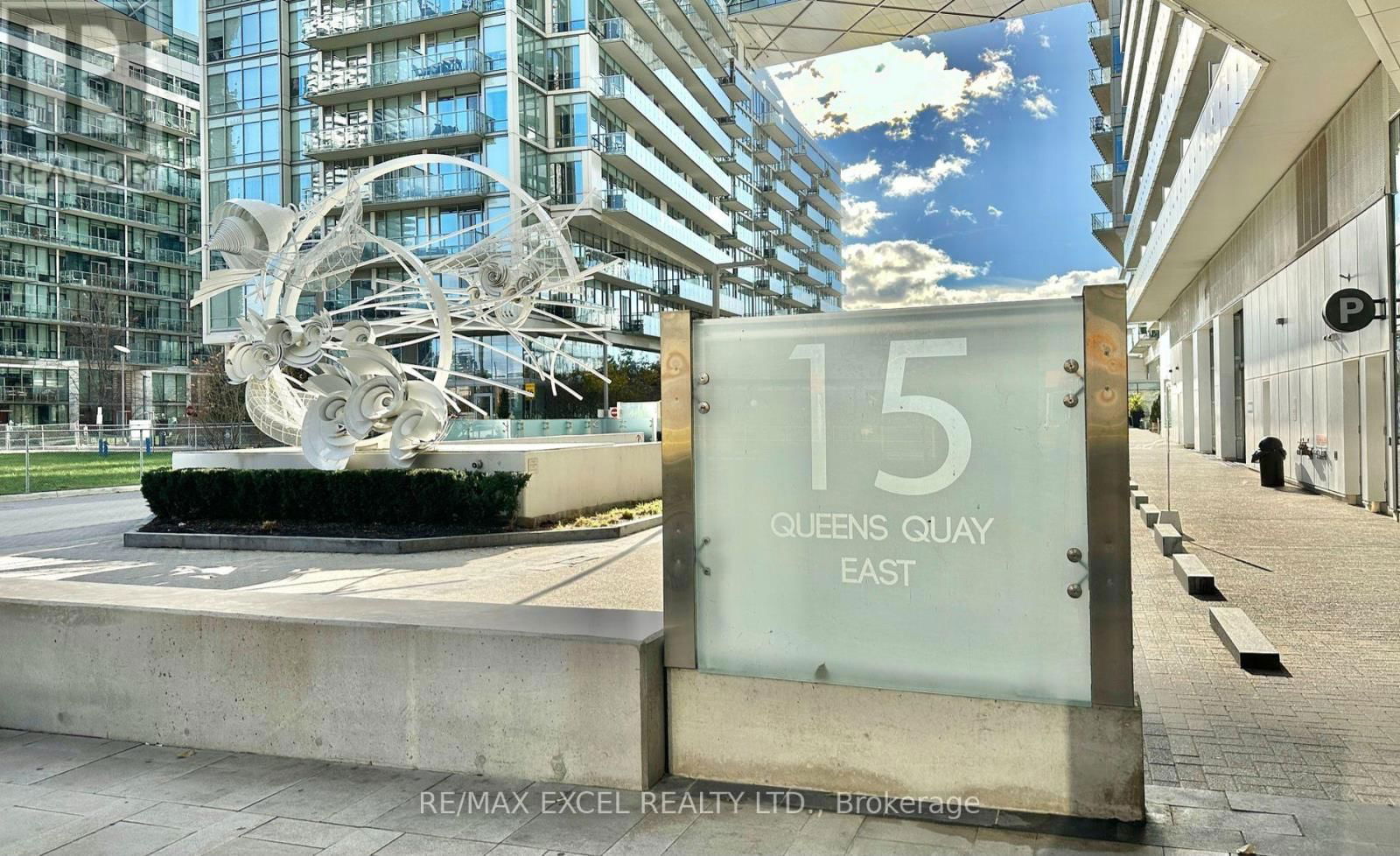 2705 - 15 QUEENS QUAY EAST Image 18
