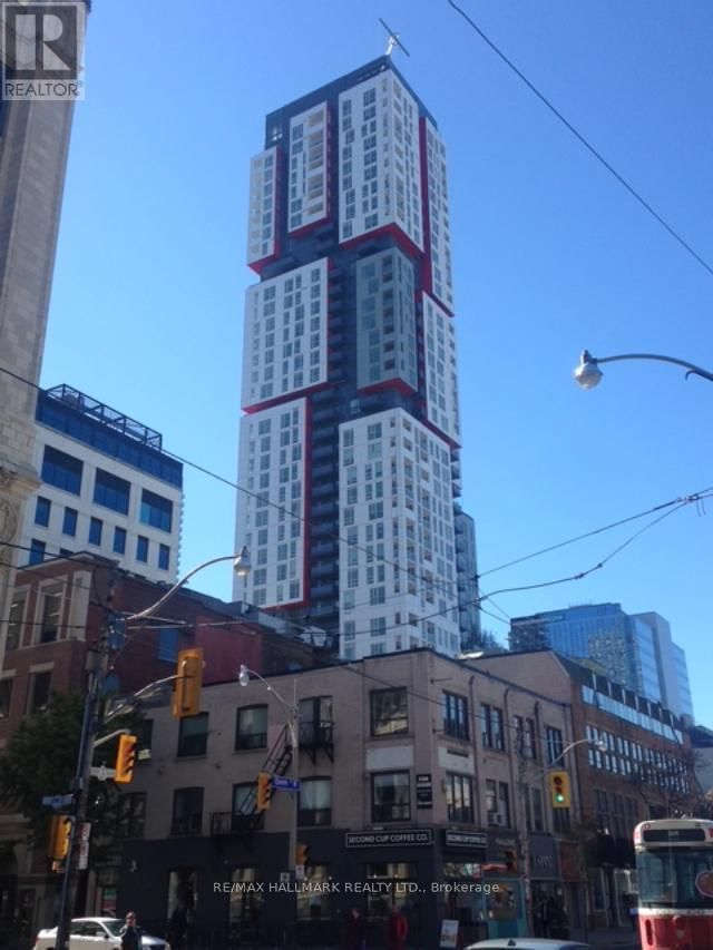 2509 - 318 RICHMOND STREET WEST Image 1