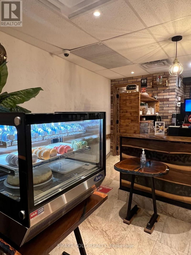 Image #1 of Restaurant for Sale at Yonge, Toronto , Ontario