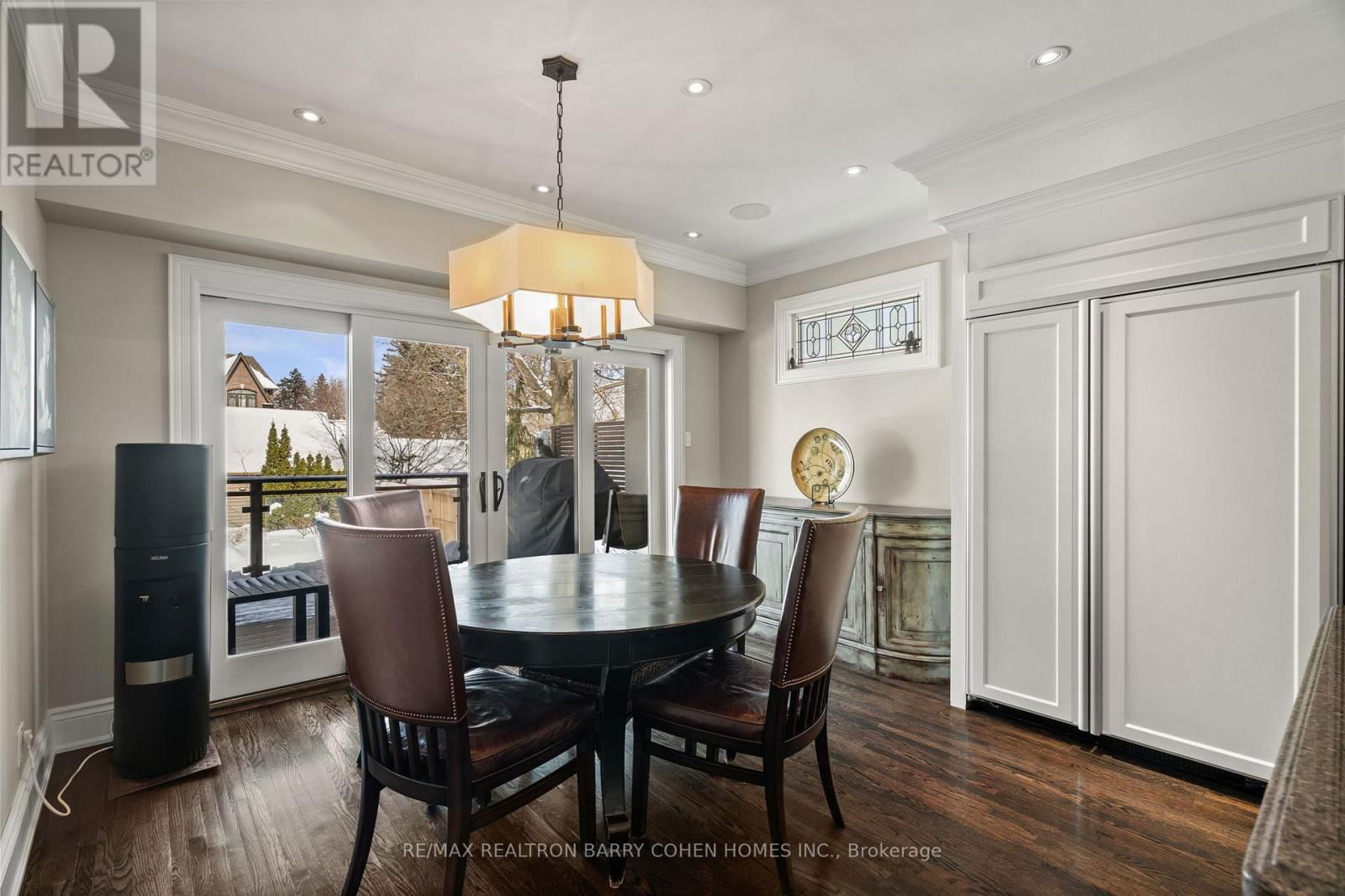 72 TEDDINGTON PARK AVENUE Image 12