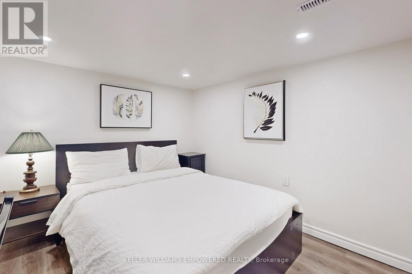 Lower - 30 PAPERBIRCH DRIVE Image 12
