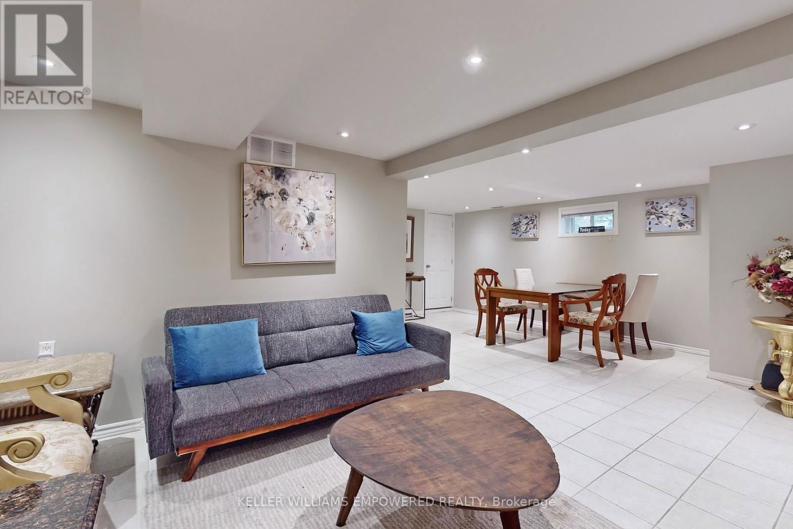 Lower - 30 PAPERBIRCH DRIVE Image 2