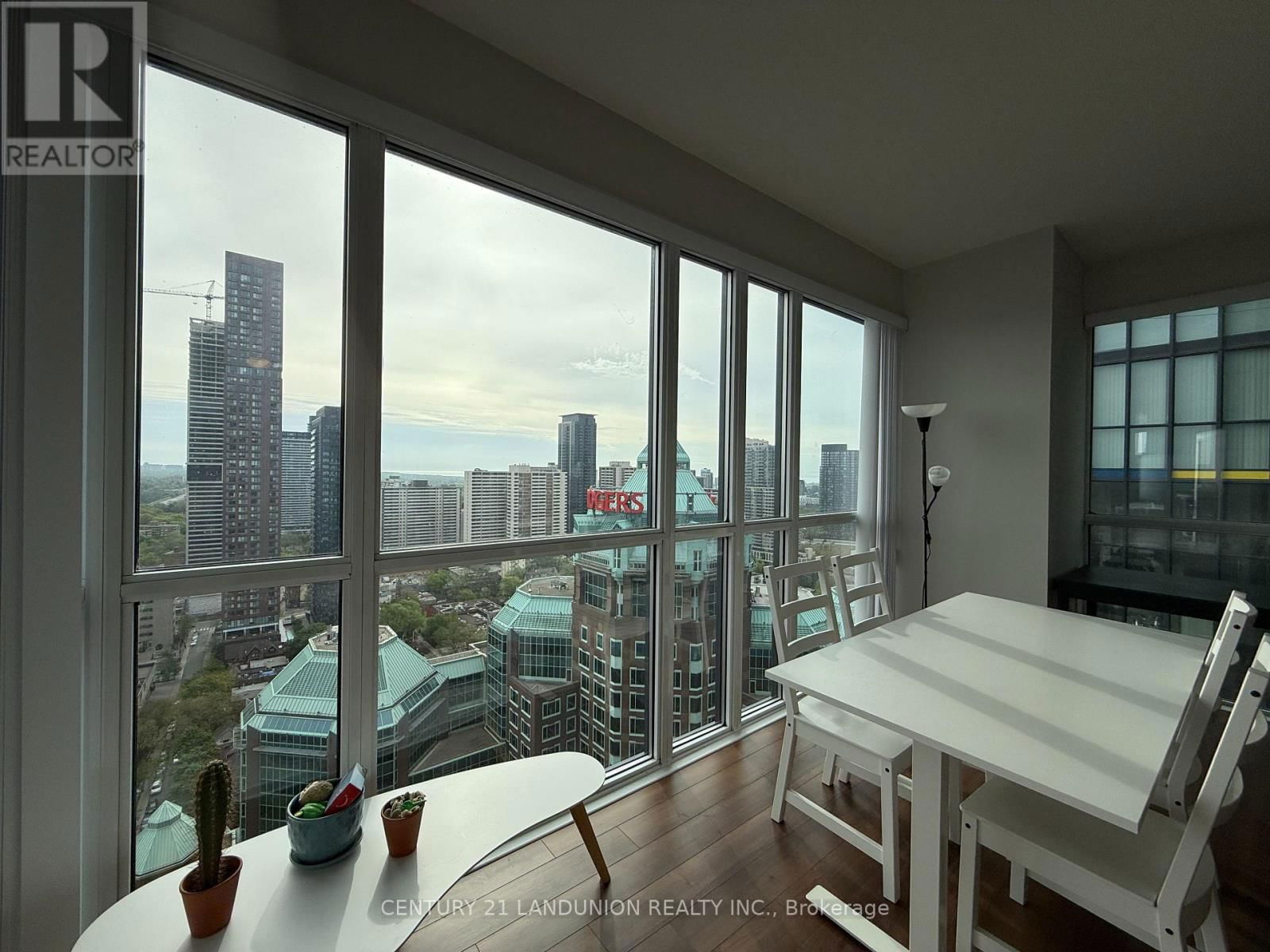 2902 - 28 TED ROGERS WAY Image 10