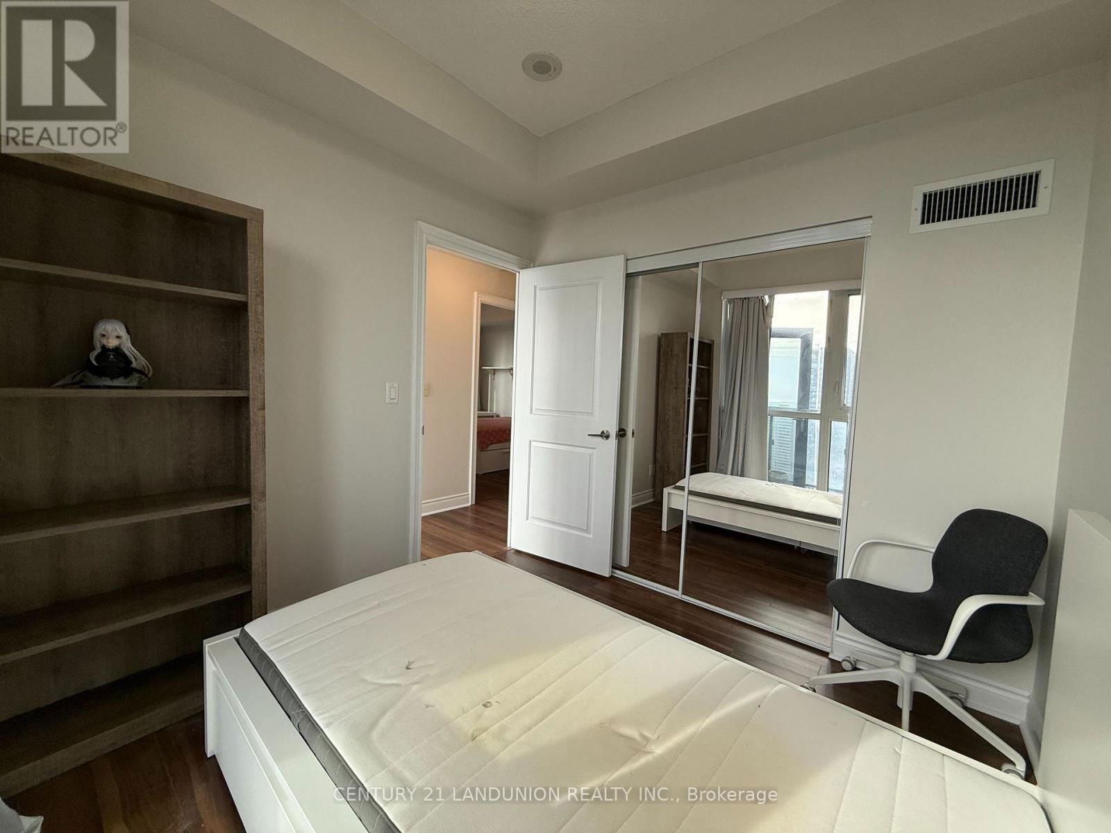 2902 - 28 TED ROGERS WAY Image 15