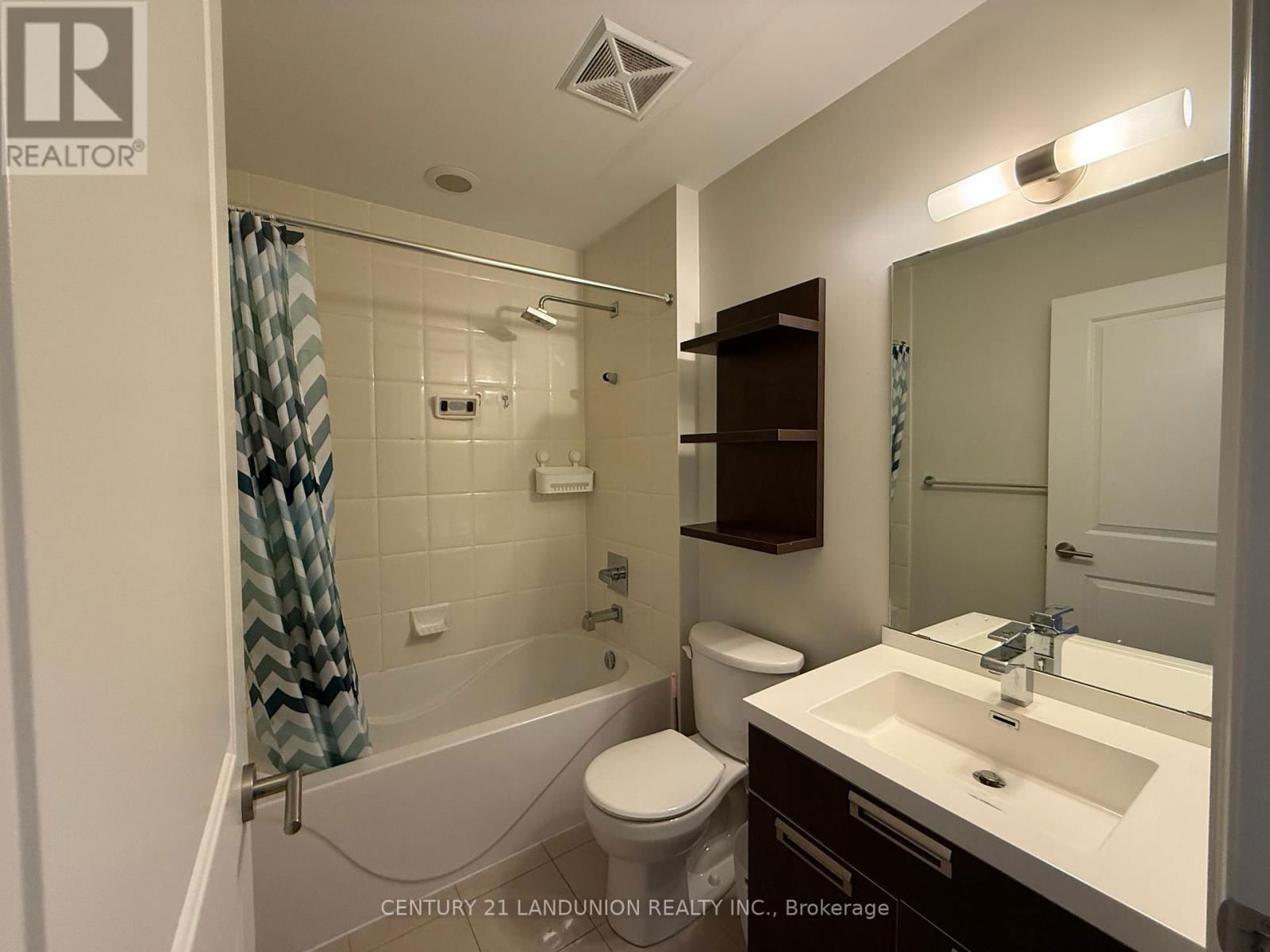 2902 - 28 TED ROGERS WAY Image 16