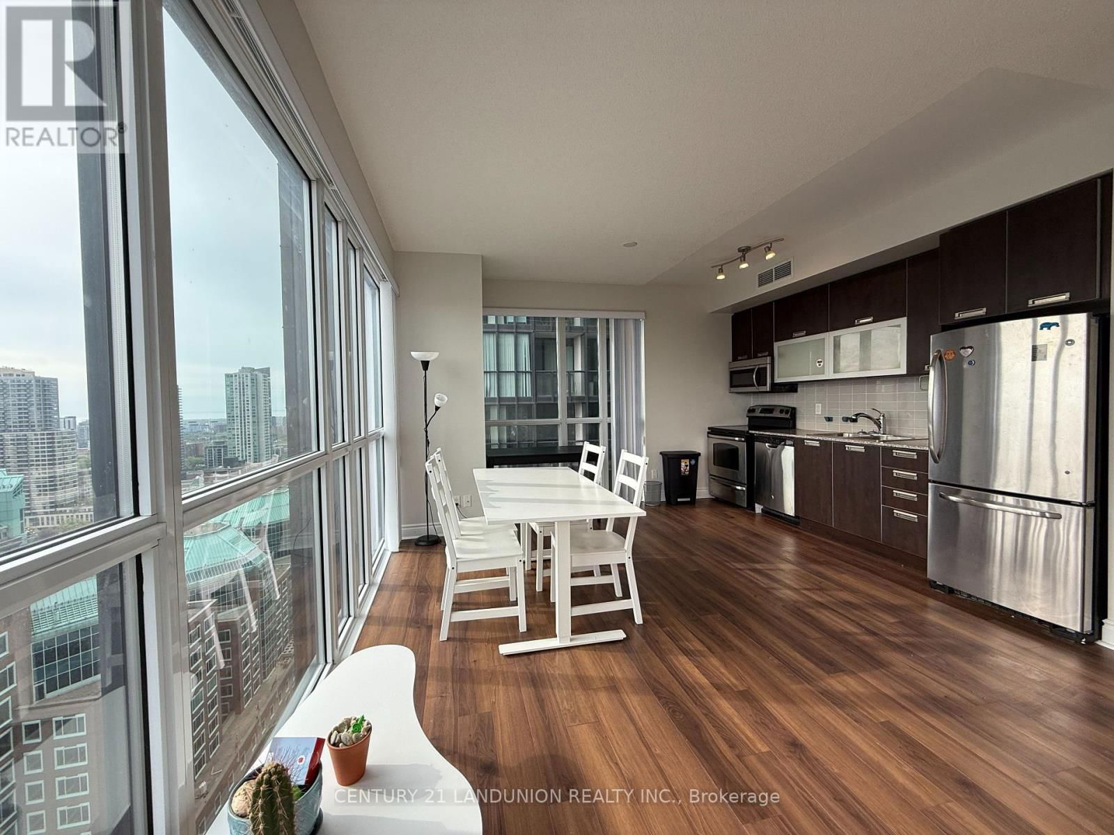 2902 - 28 TED ROGERS WAY Image 7