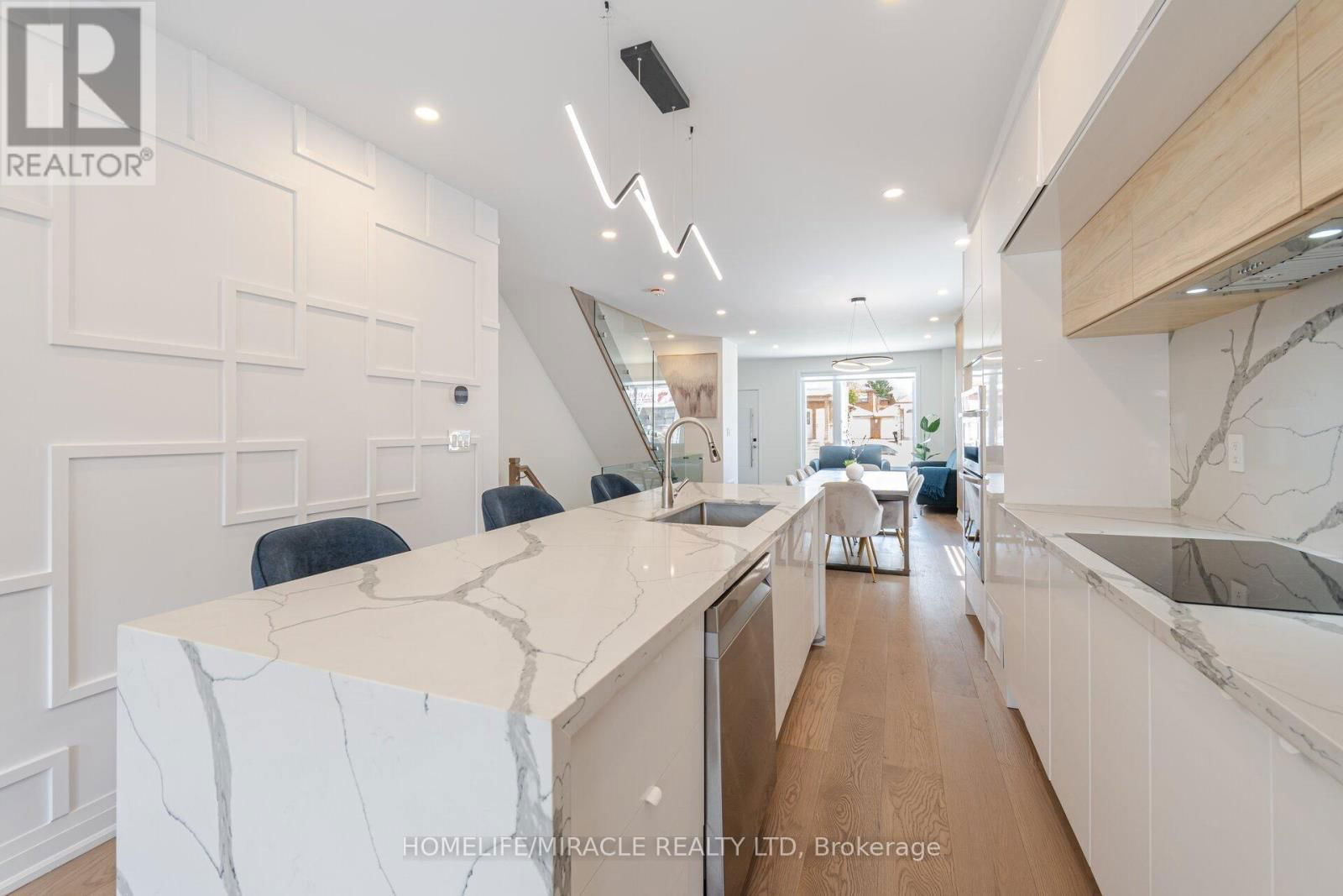 388 OAKWOOD AVENUE Image 10