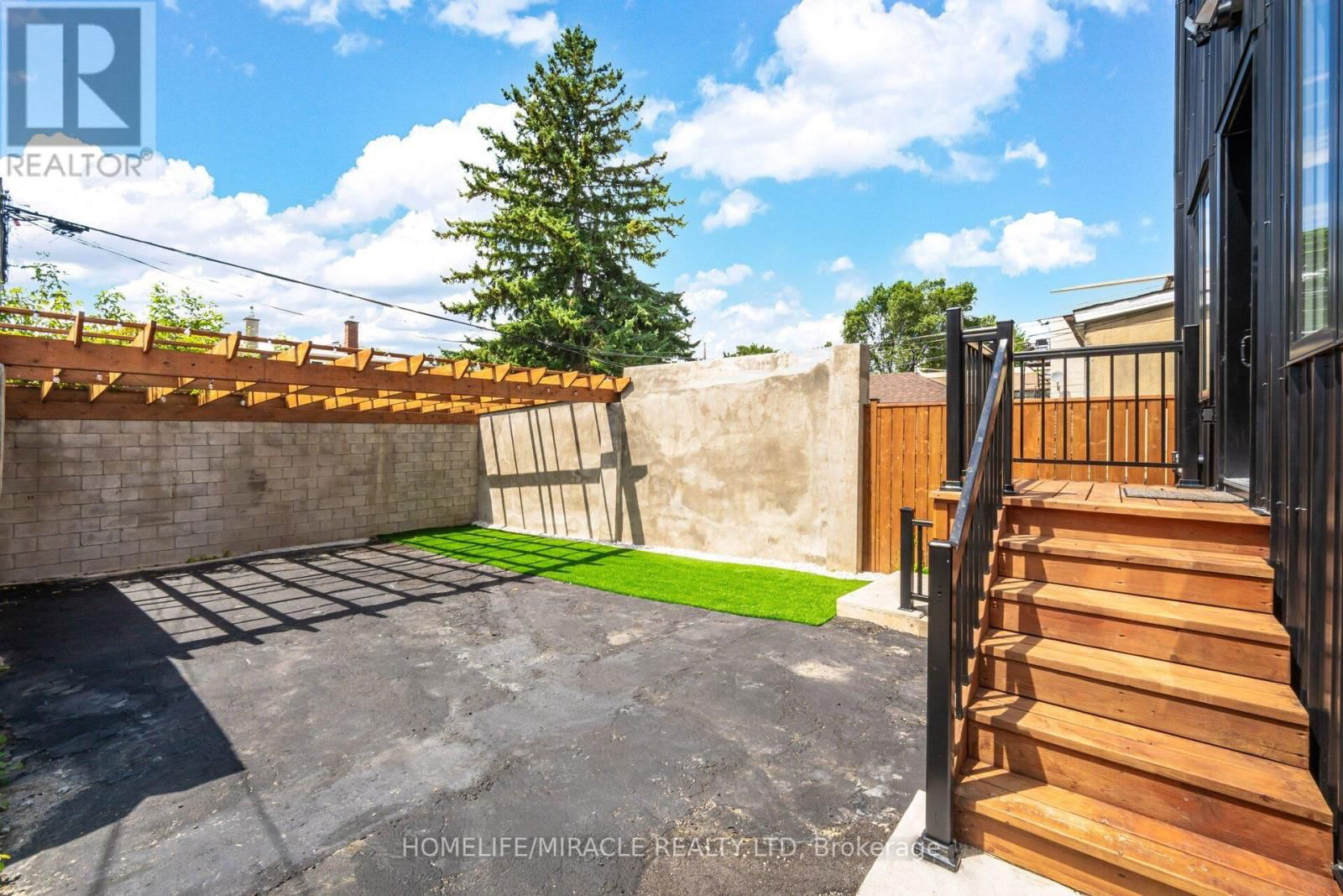 388 OAKWOOD AVENUE Image 50