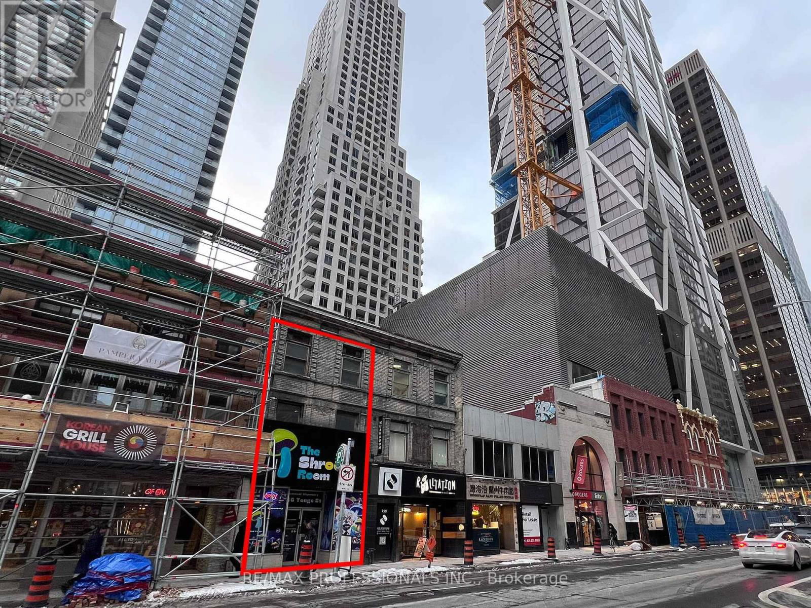 756 YONGE STREET Image 1