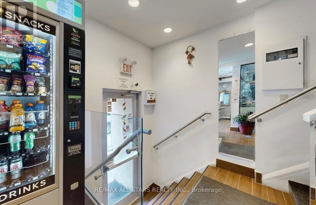 137 JARVIS STREET Image 6