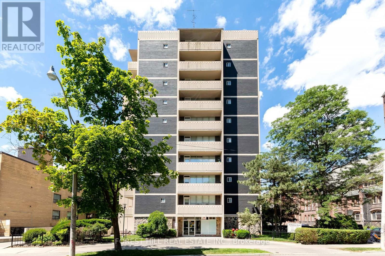 102 - 34 WALMER ROAD Image 2
