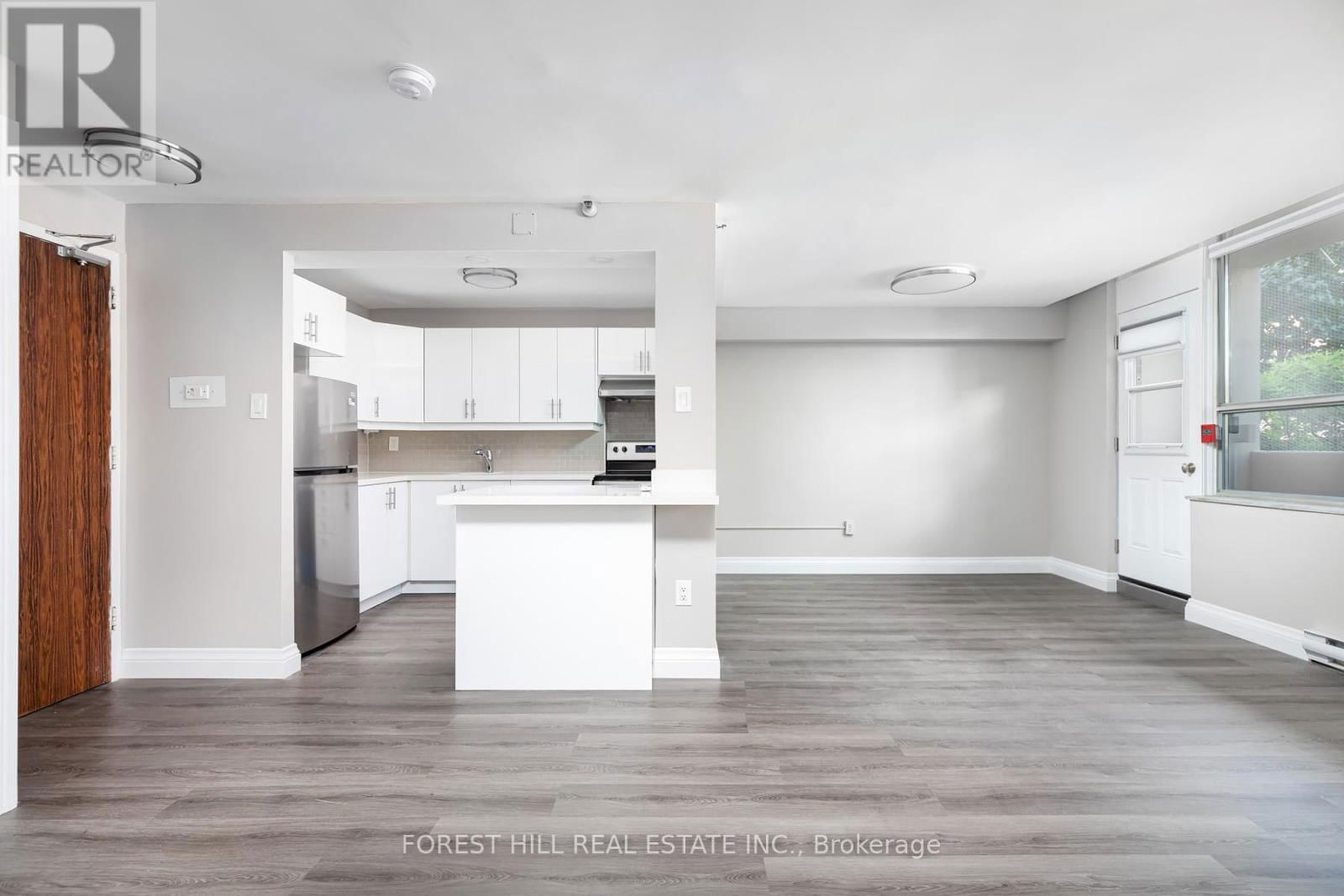 102 - 34 WALMER ROAD Image 5
