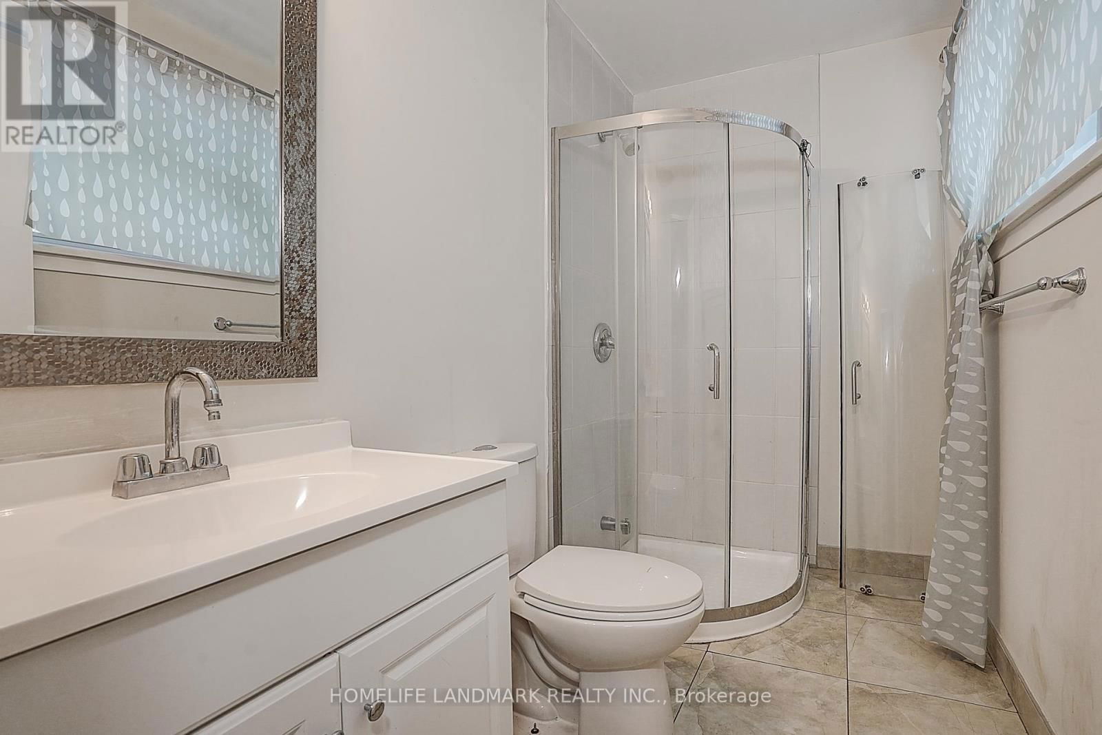 11 ENNISMORE PLACE Image 30