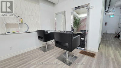 Commercial for Rent in Canada