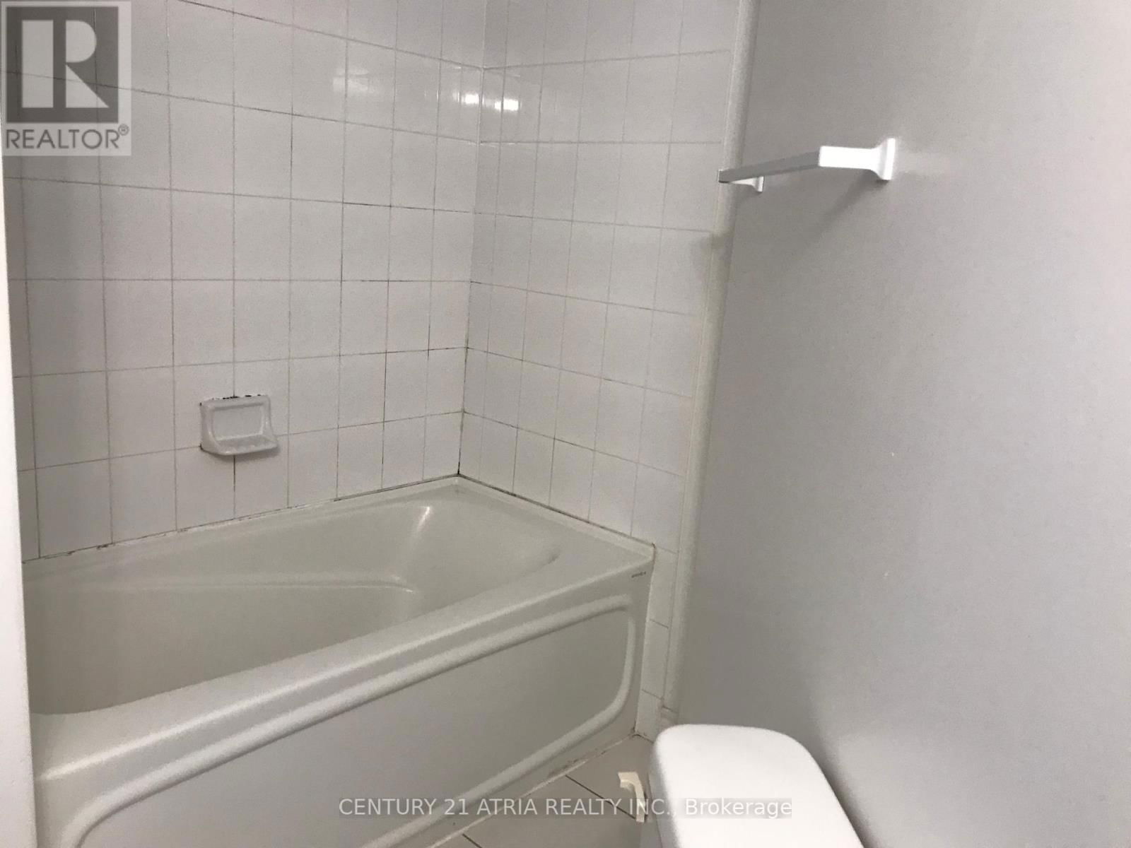 1111 - 3 REAN DRIVE Image 12