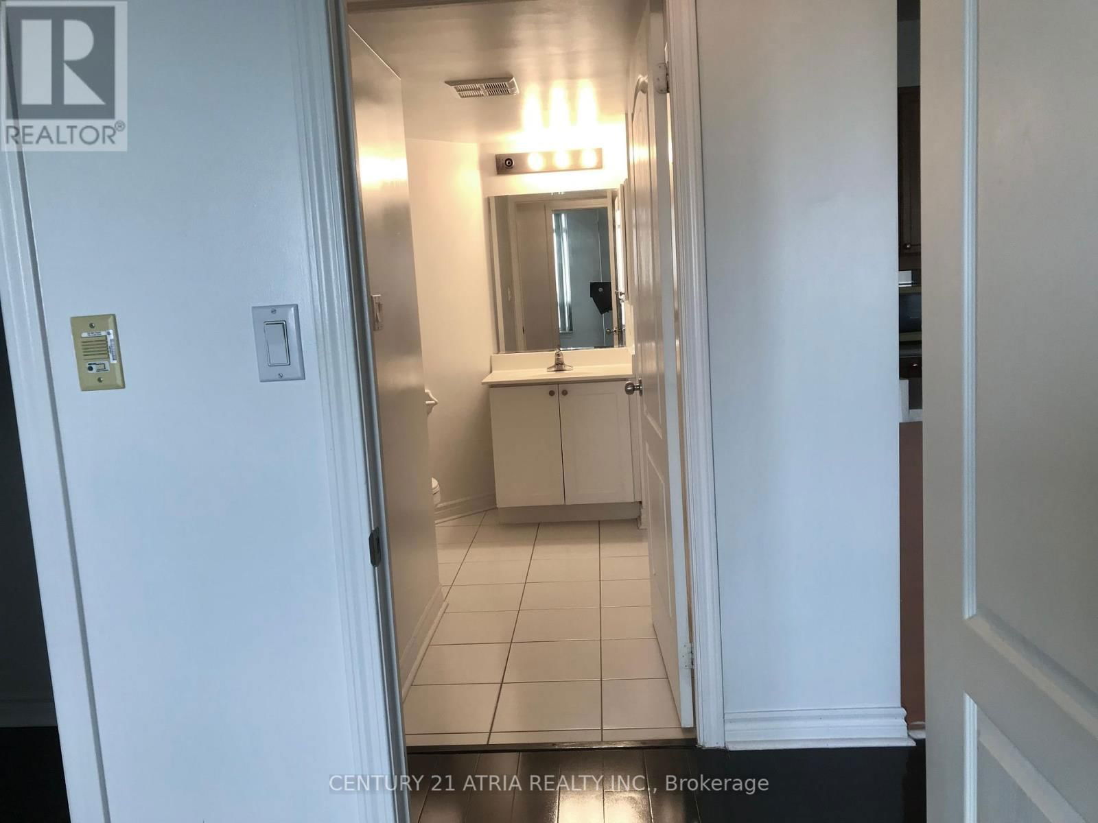 1111 - 3 REAN DRIVE Image 13