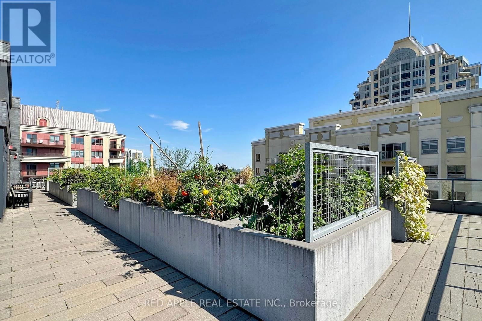 306 - 18 REAN DRIVE Image 26