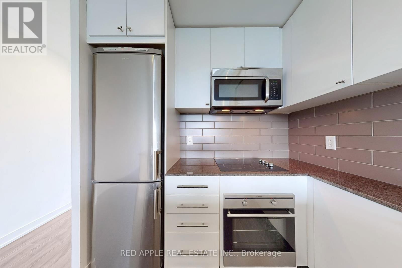 306 - 18 REAN DRIVE Image 9