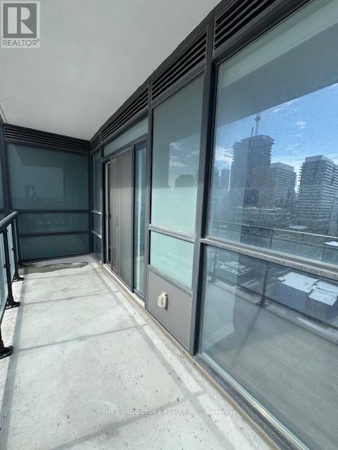 1911 - 460 ADELAIDE STREET EAST Image 24