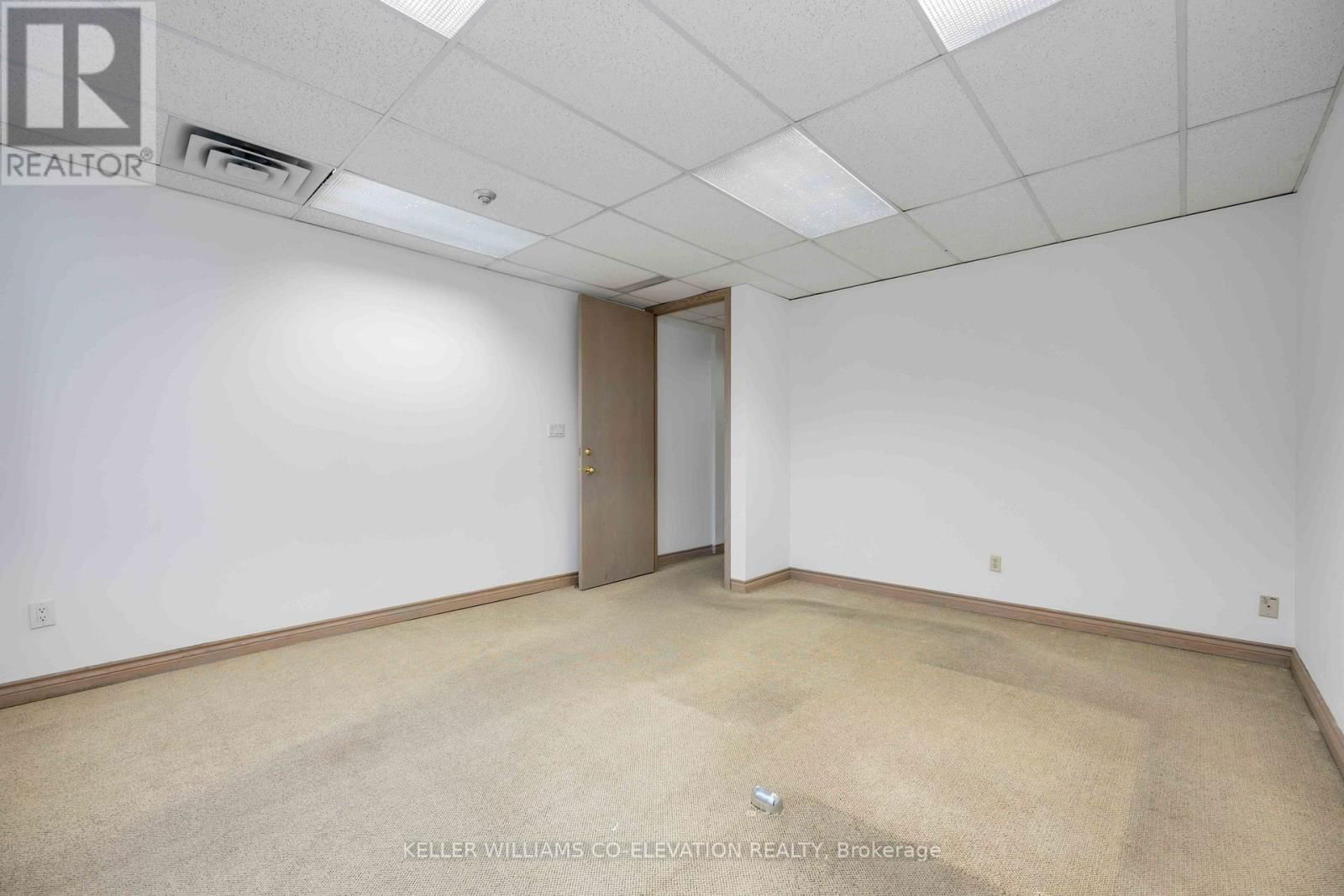 419 - 120 CARLTON STREET Image 17