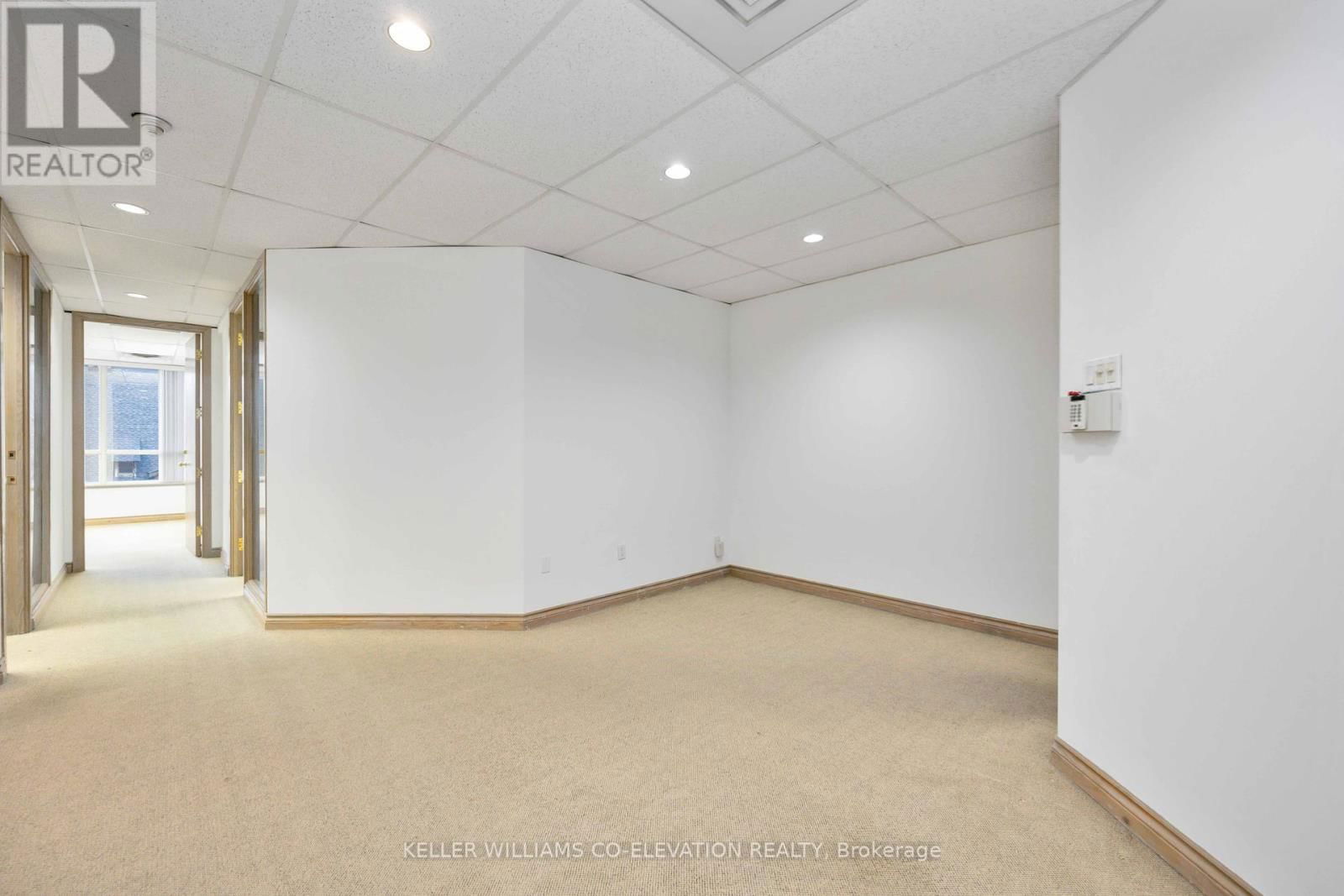 419 - 120 CARLTON STREET Image 3
