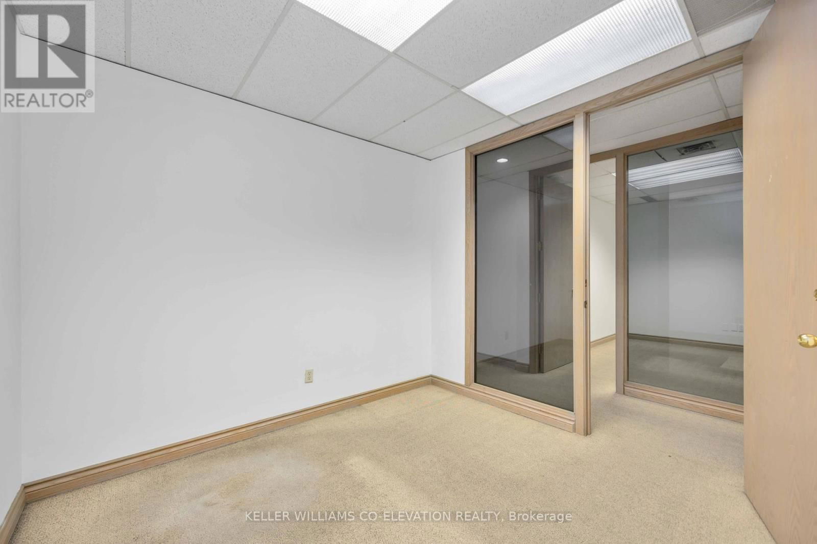 419 - 120 CARLTON STREET Image 9