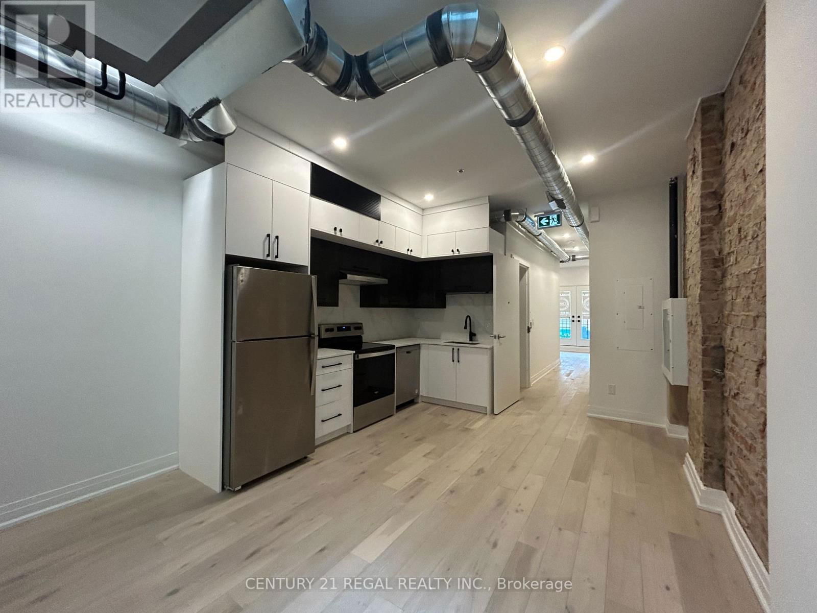 2nd floor - 1171 DUNDAS STREET WEST Image 6