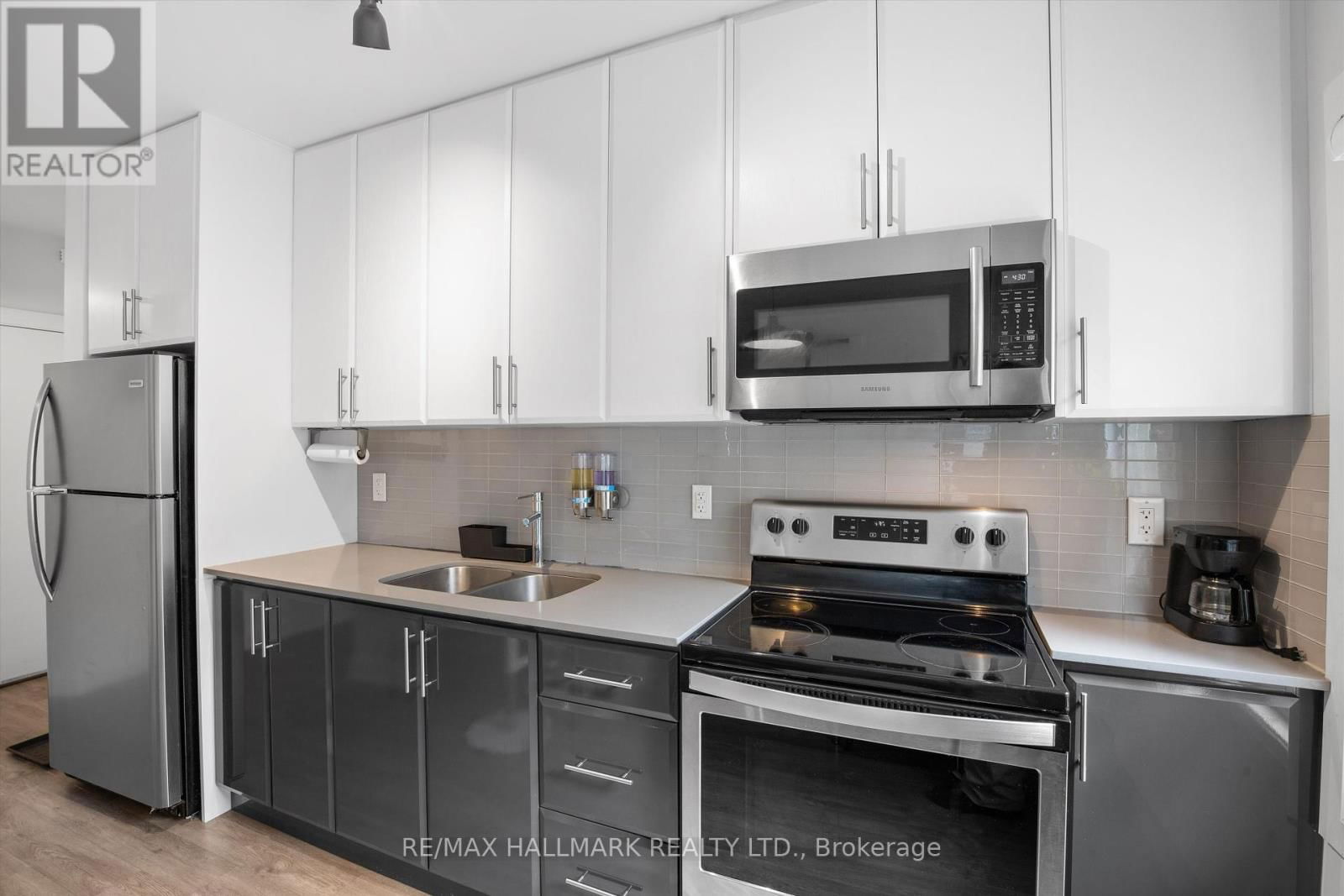 15 - 595 ST CLAIR AVENUE WEST Image 7