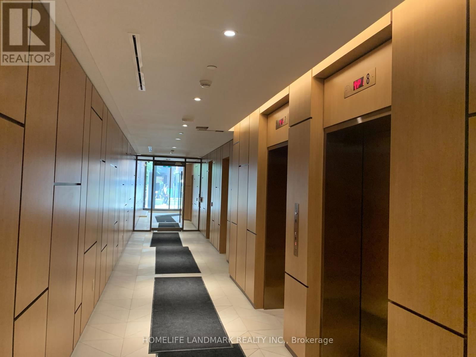 320 - 15 WELLESLEY STREET WEST Image 1