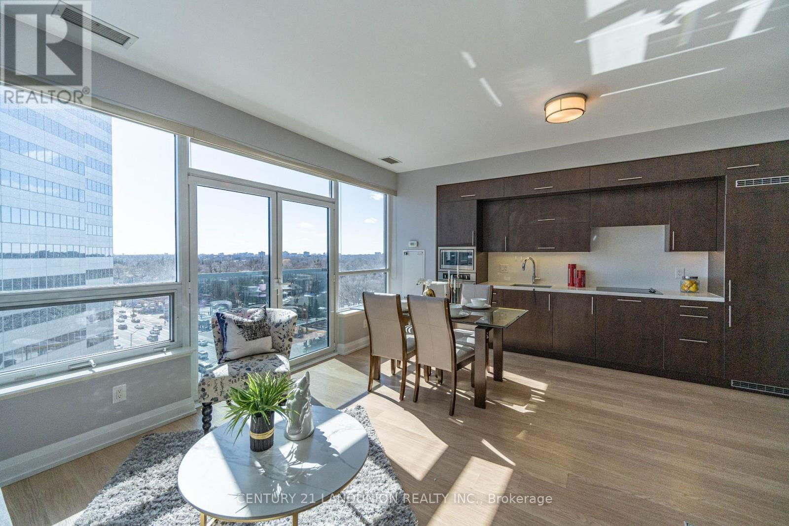 909 - 2 ANNDALE DRIVE Image 23