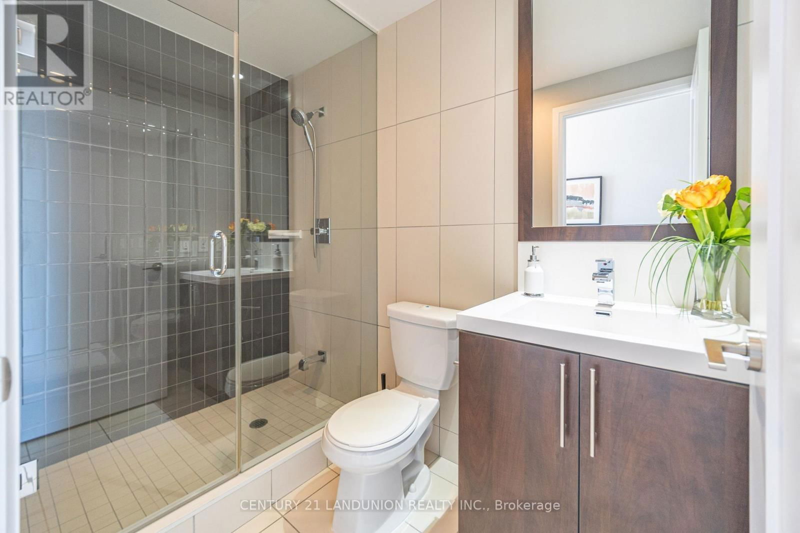 909 - 2 ANNDALE DRIVE Image 30