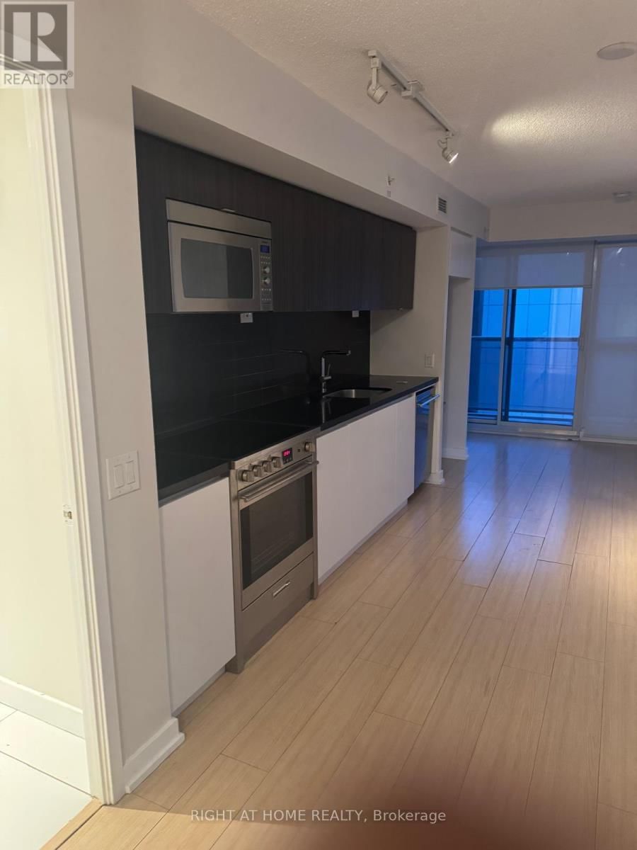 606 - 85 QUEENS WHARF ROAD Image 3