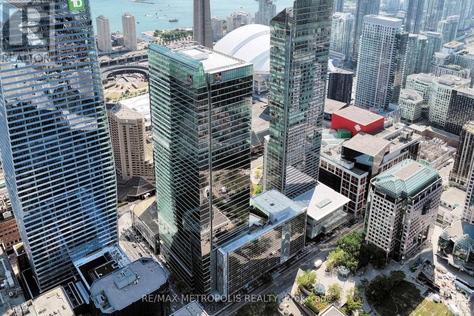 3000A - 155 WELLINGTON STREET WEST Image 3