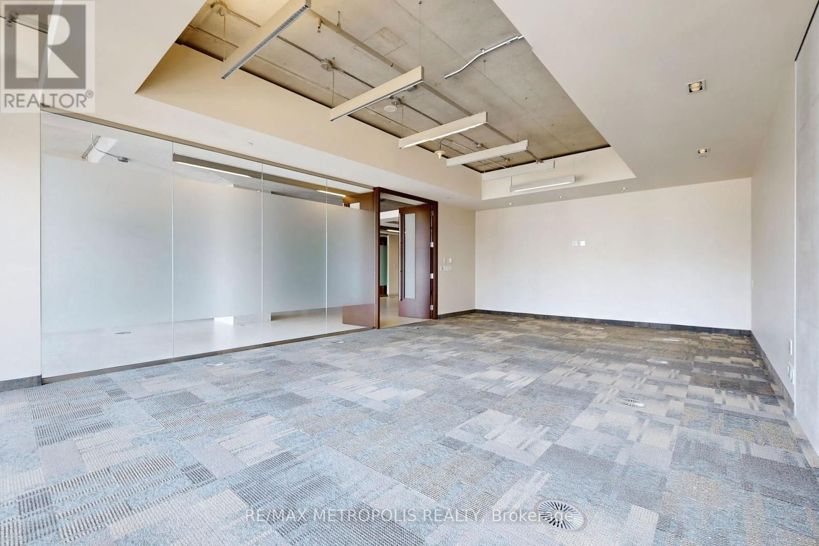3000A - 155 WELLINGTON STREET WEST Image 6
