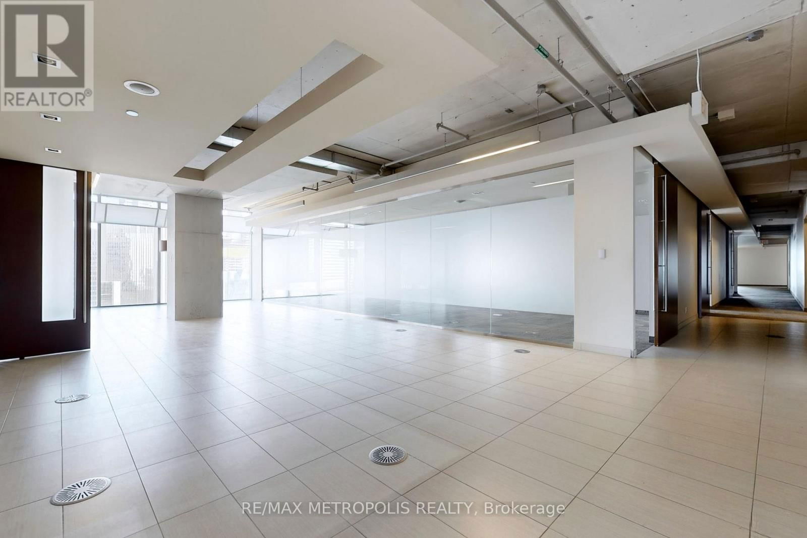 3000A - 155 WELLINGTON STREET WEST Image 9