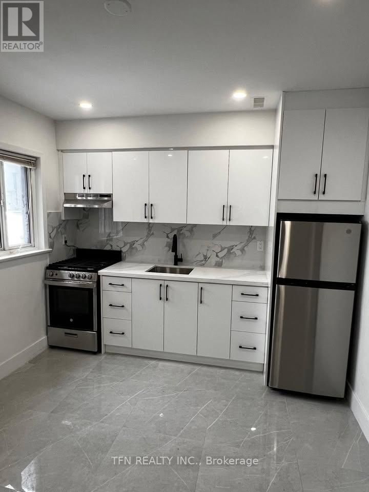Main - 440 LAUDER AVENUE Image 2