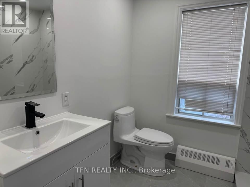 Main - 440 LAUDER AVENUE Image 6