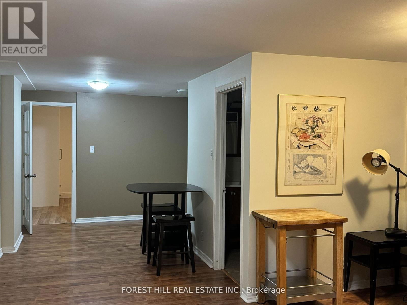 #MAIN - 127 SUMMERHILL AVENUE Image 6